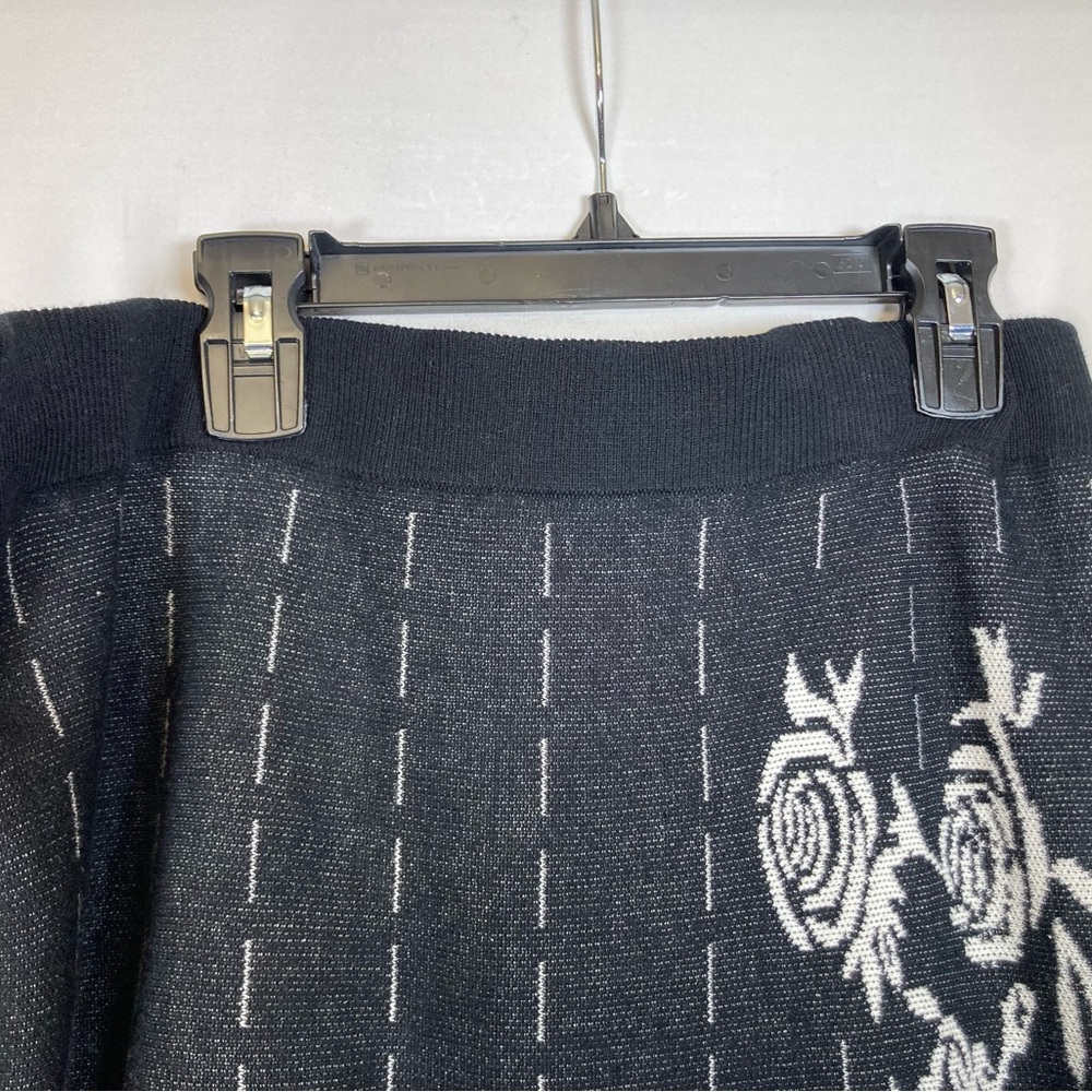 $13!!! End of season sale ends April 3rd Add to bundle for sale price - Picture 3 of 12